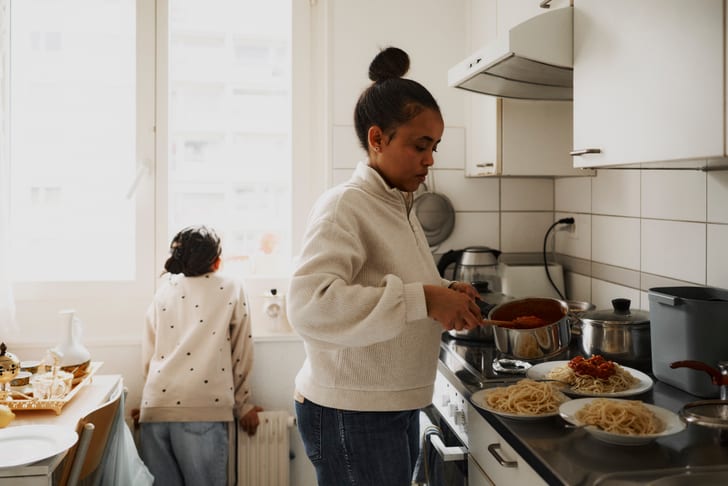 Tirhas in der Küche